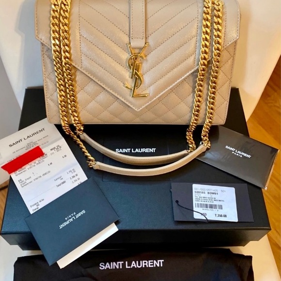 Yves Saint Laurent Handbags - YSL Saint Laurent Envelope Bag